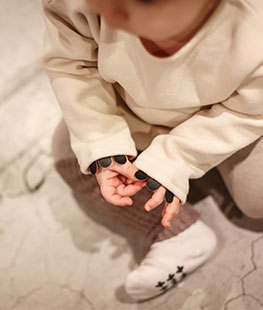 Hand Tee