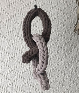Twist Muffler